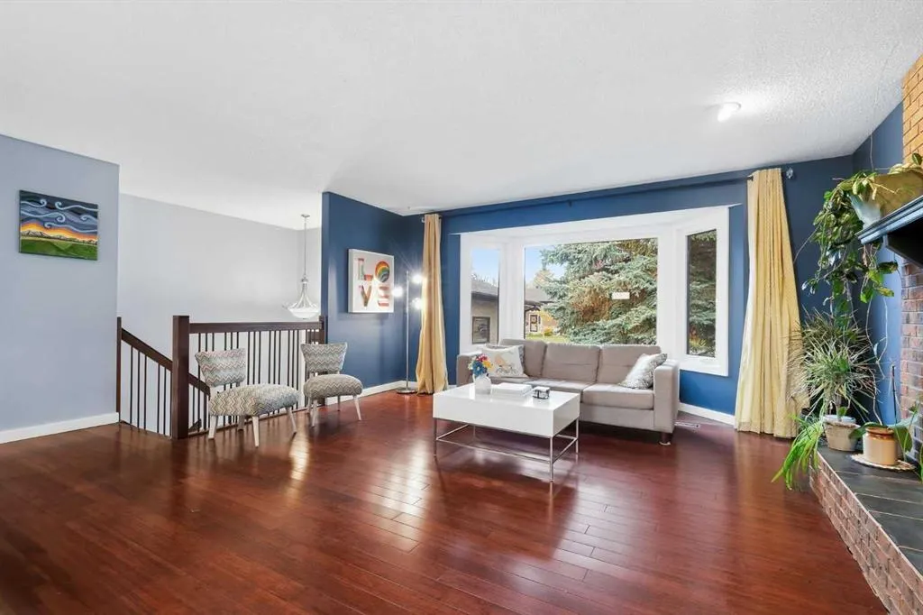 16 Robinson Drive