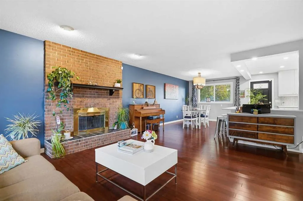 16 Robinson Drive