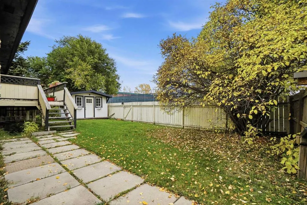 16 Robinson Drive