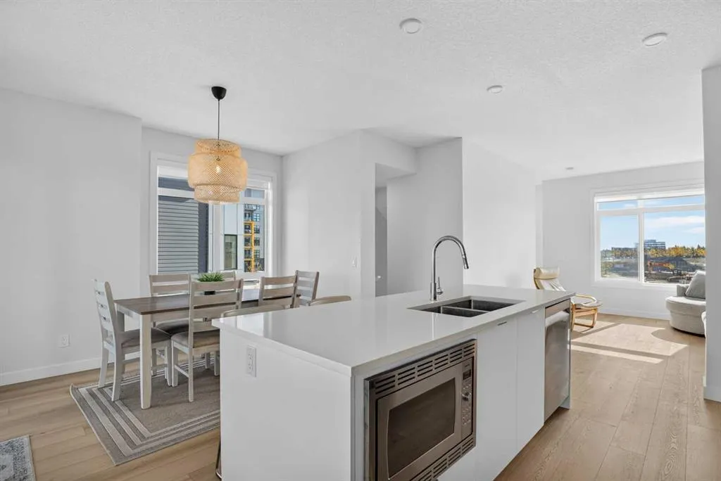 267 Dieppe Drive SW