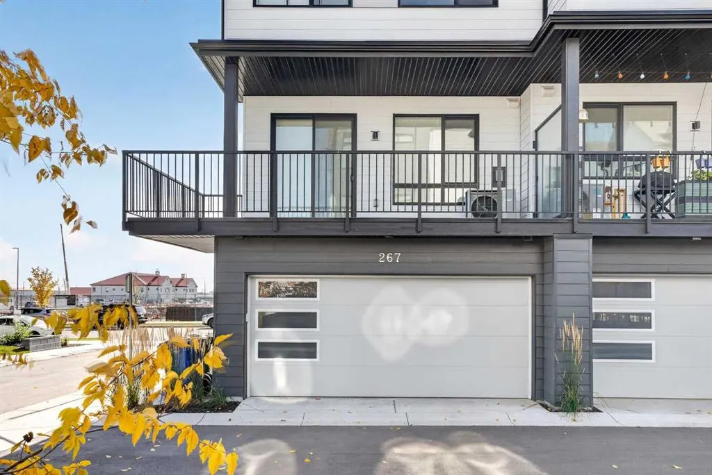 267 Dieppe Drive SW