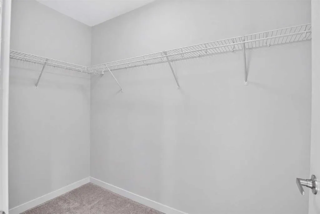 267 Dieppe Drive SW