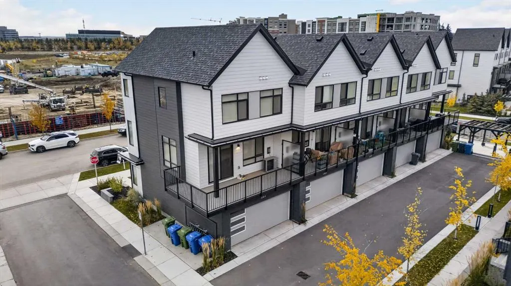 267 Dieppe Drive SW