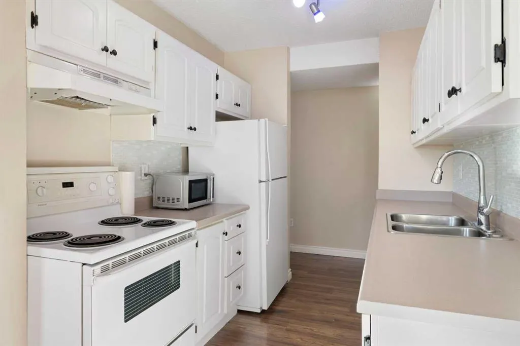 11620 Elbow Drive SW #932