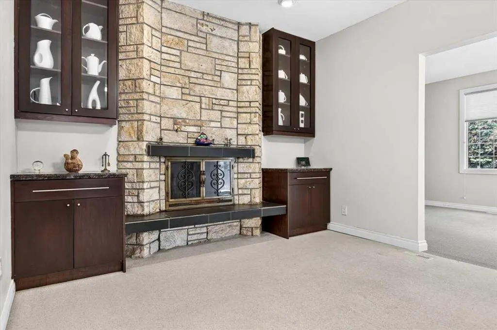 316 Parkland Way SE