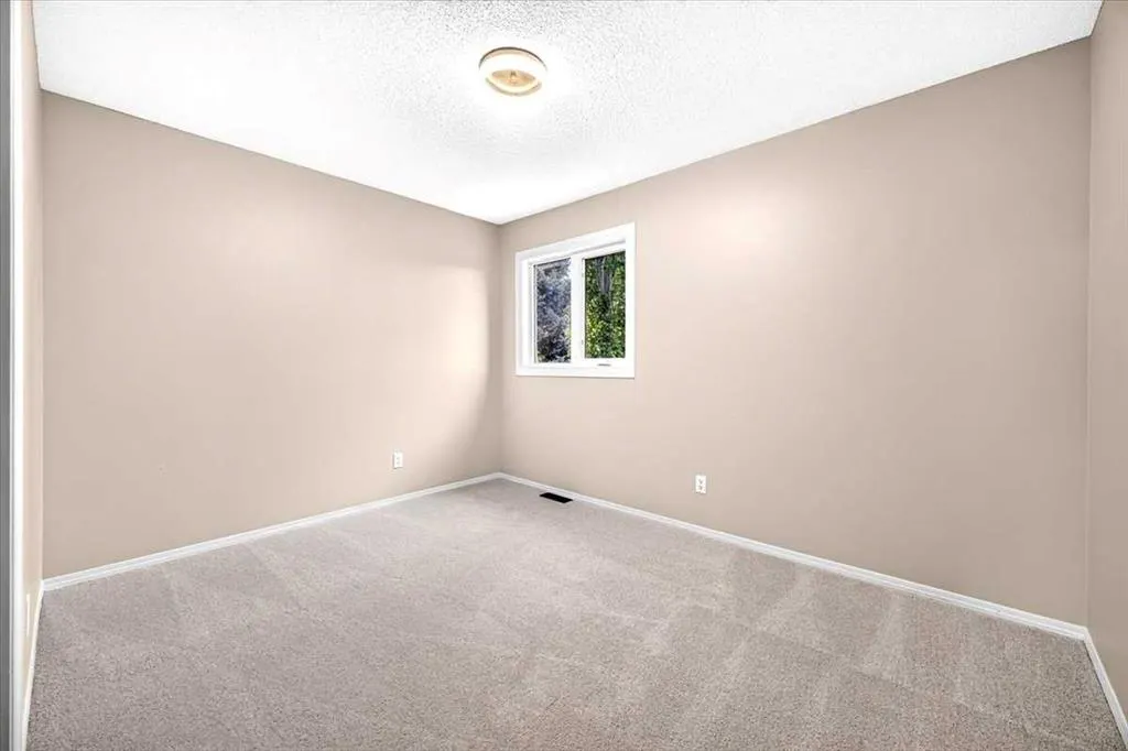 26 Evergreen Terrace SW