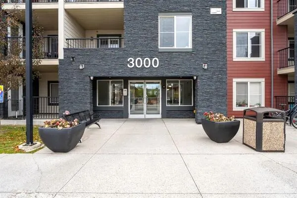 81 Legacy Boulevard SE