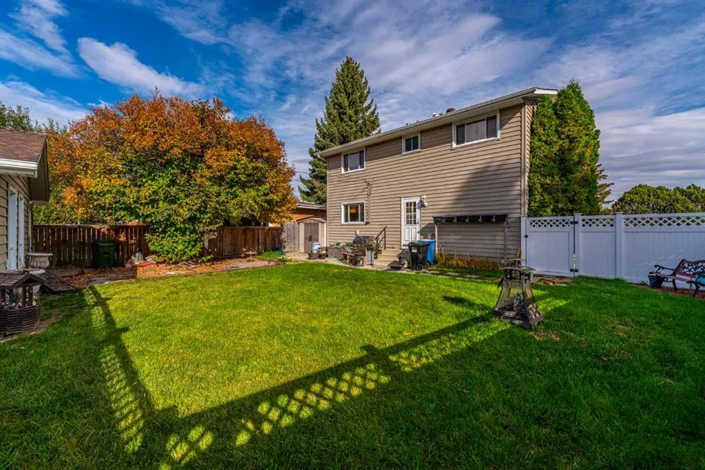 404 Attica Drive SE