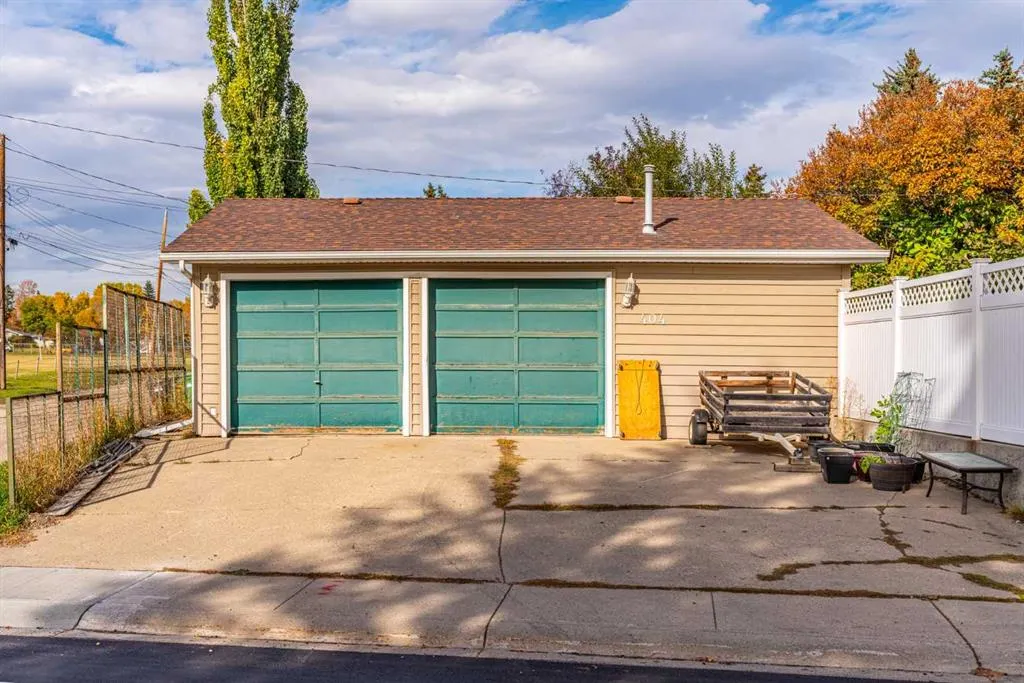 404 Attica Drive SE