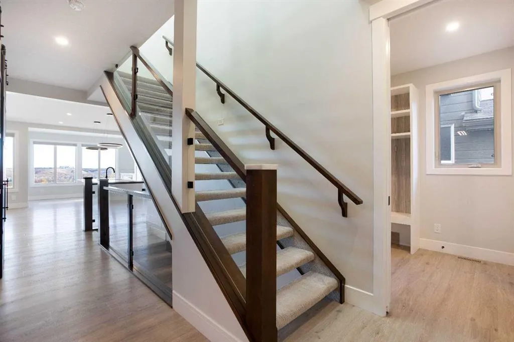 96 Walcrest View SE