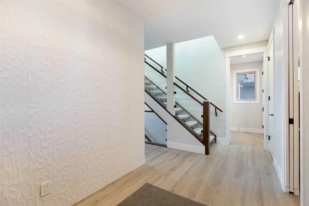 96 Walcrest View SE