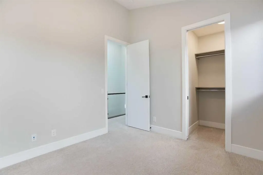 96 Walcrest View SE