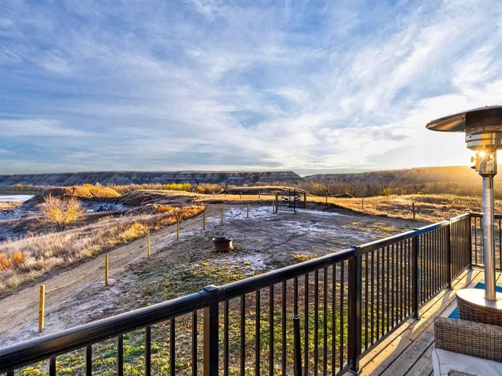292160 Highway 838
