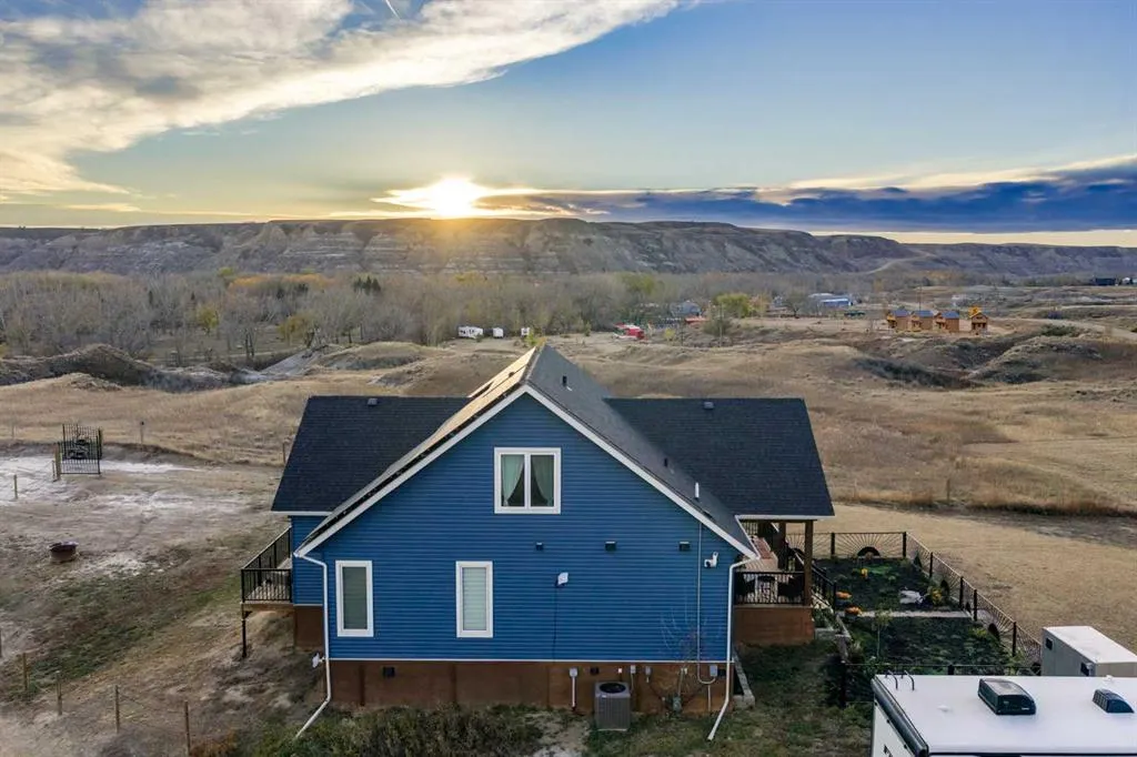 292160 Highway 838