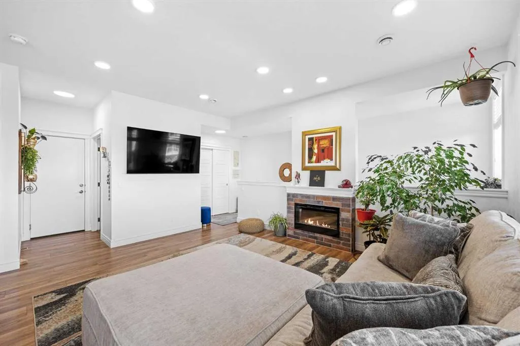 4381 Seton Drive SE