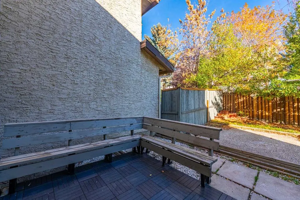 76 Hawkville Place NW