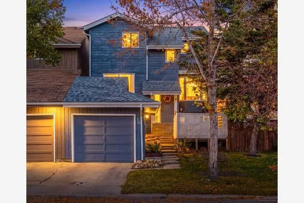 76 Hawkville Place NW
