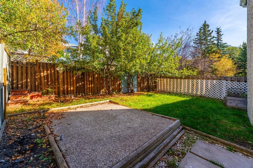 76 Hawkville Place NW