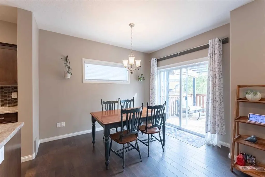306 Twinriver Road W