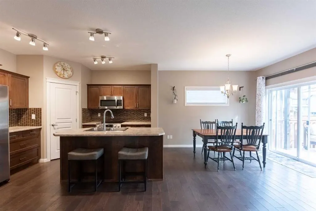 306 Twinriver Road W