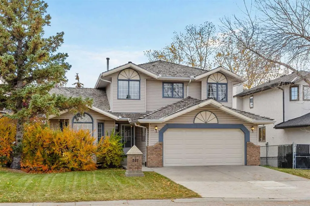 707 Hawkside Mews NW