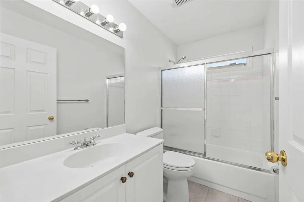 707 Hawkside Mews NW