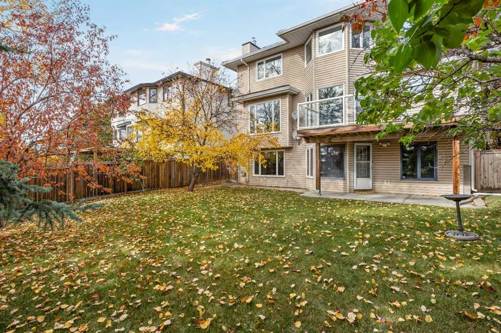 707 Hawkside Mews NW