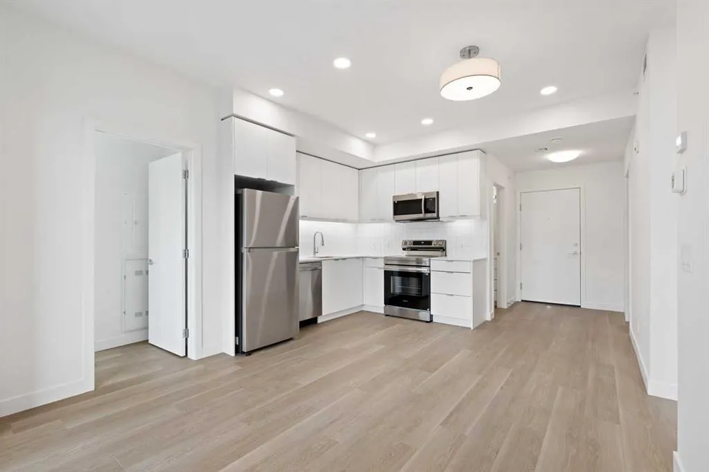 8500 19 Avenue SE #4604