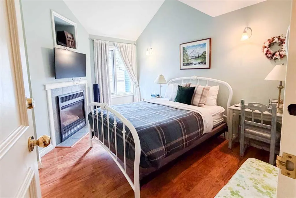 1201 Bow Valley Trail