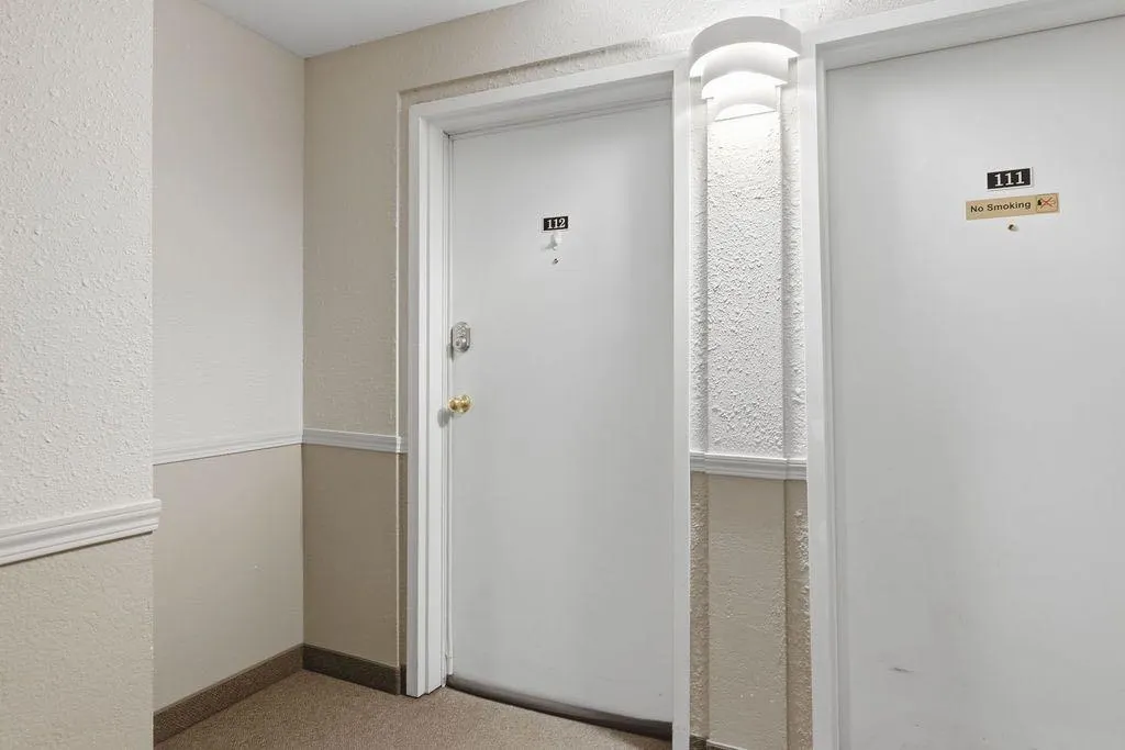 1112 Valleyview Park SE #112