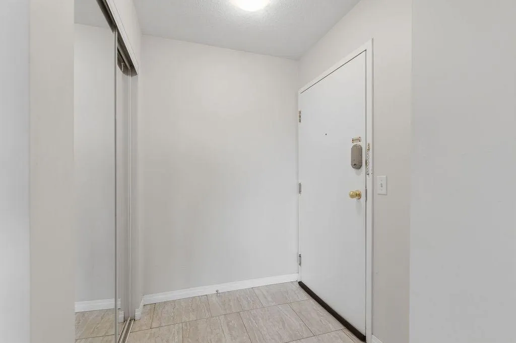 1112 Valleyview Park SE #112