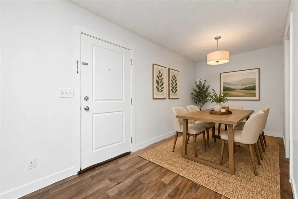 195 Kincora Glen Road NW #423