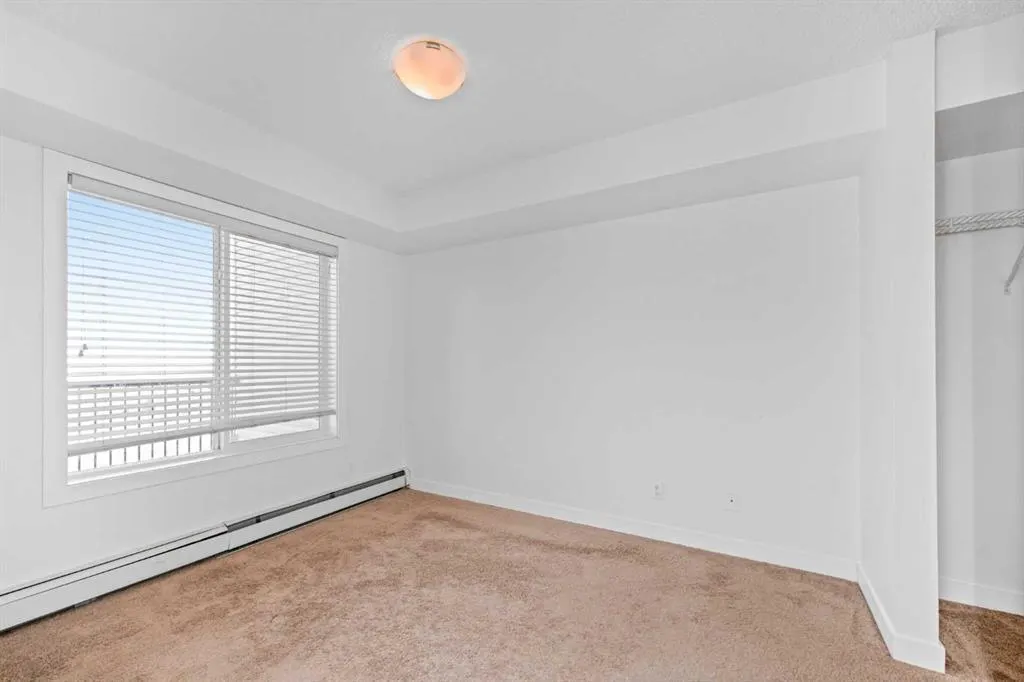 195 Kincora Glen Road NW #423