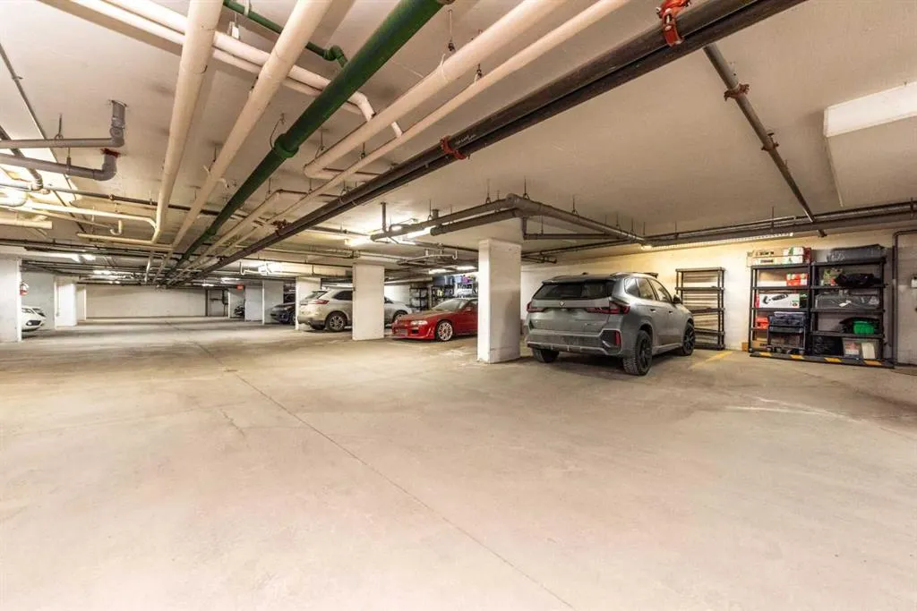 195 Kincora Glen Road NW #423