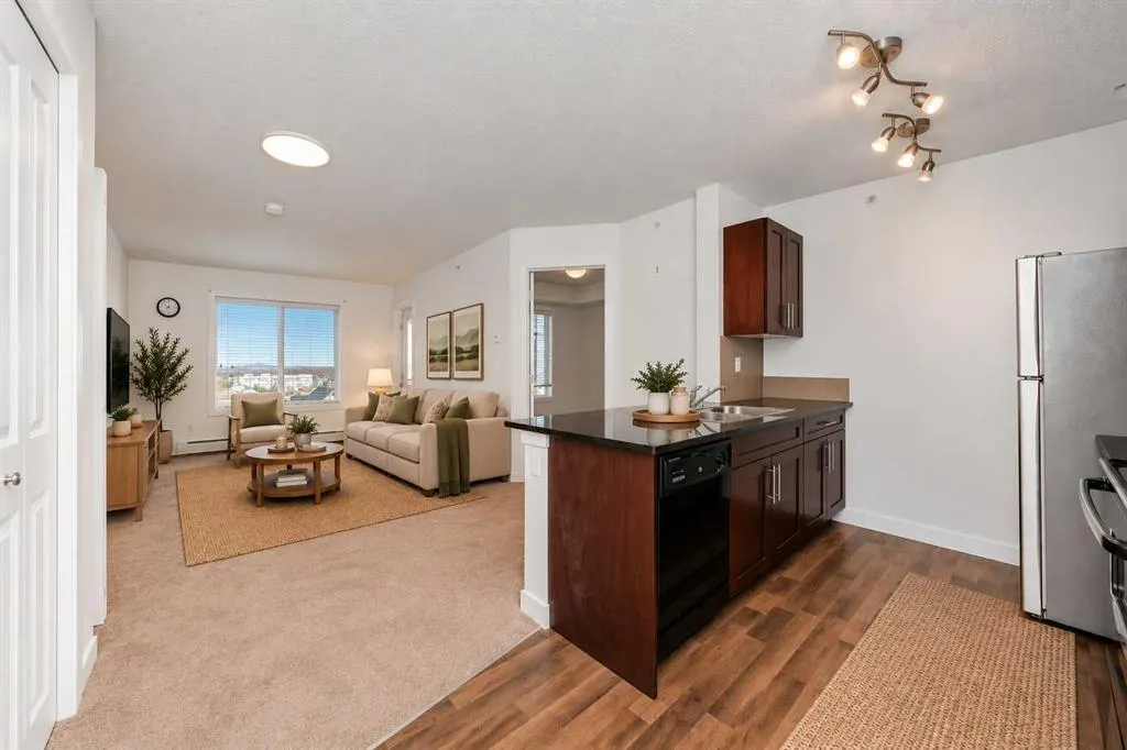 195 Kincora Glen Road NW #423