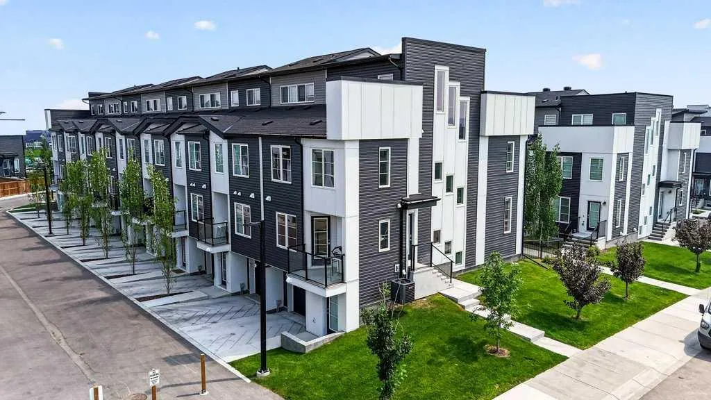 474 Seton Circle SE #709