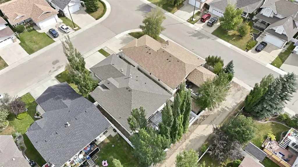 8 Drever Close