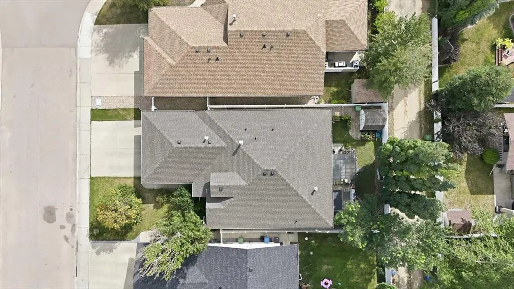 8 Drever Close