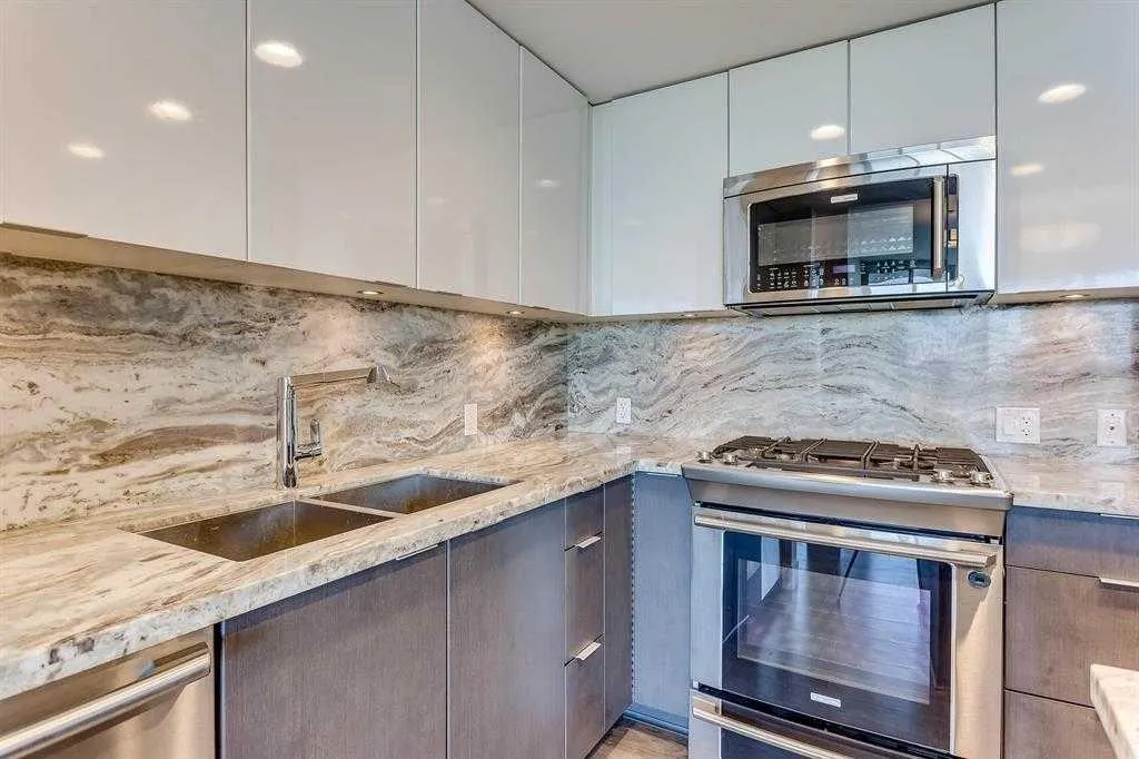 519 Riverfront Avenue SE #1404