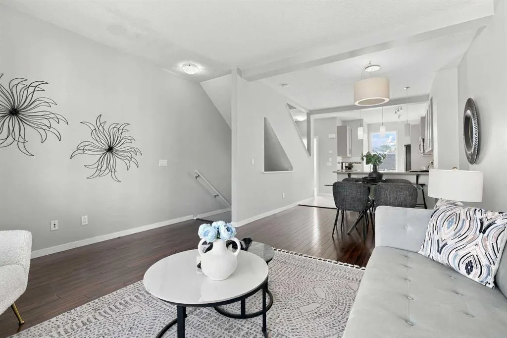 78 New Brighton Landing SE