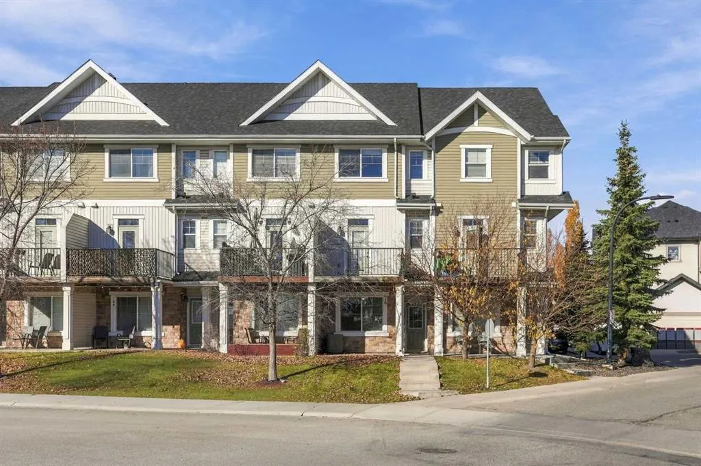 78 New Brighton Landing SE