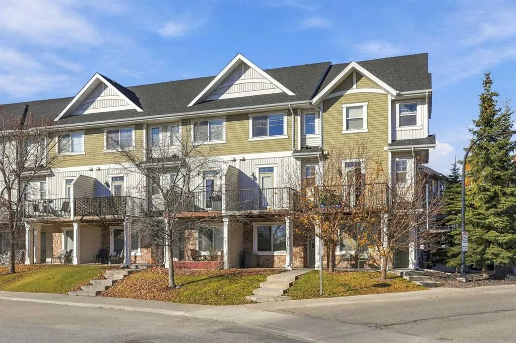 78 New Brighton Landing SE
