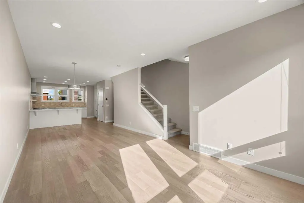 50 Norford Common NW