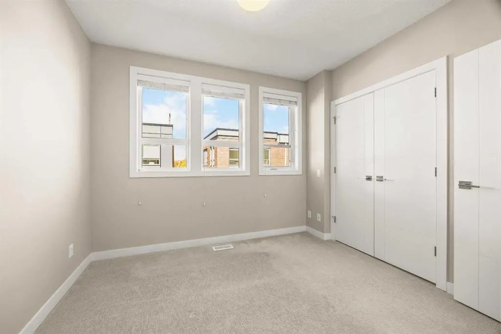 50 Norford Common NW