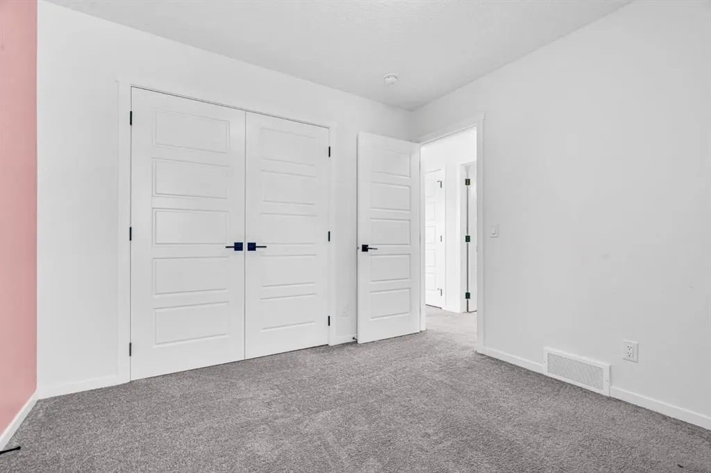 91 Walcrest Way SE