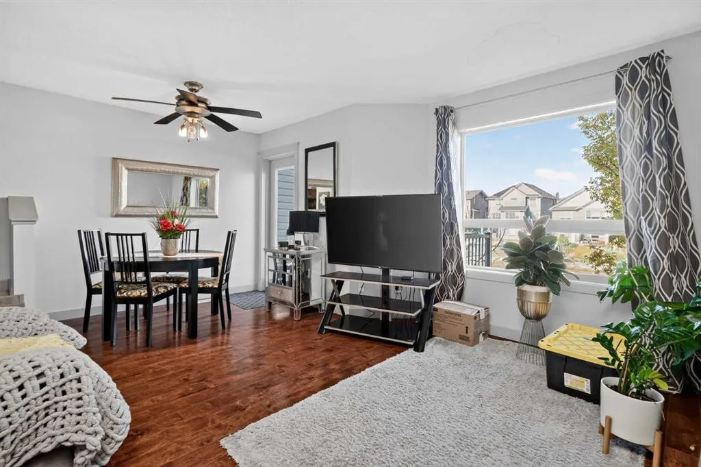 202 Bayside Point SW