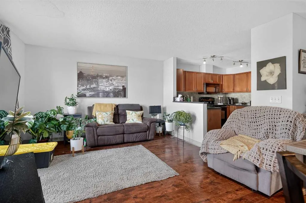 202 Bayside Point SW