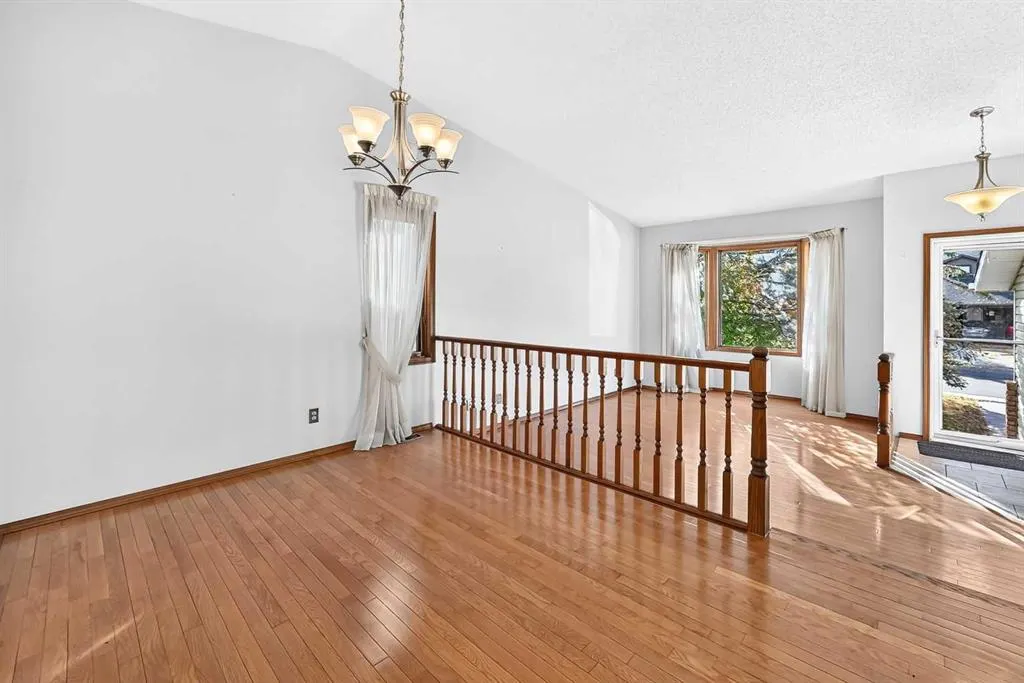 64 Edforth Crescent NW