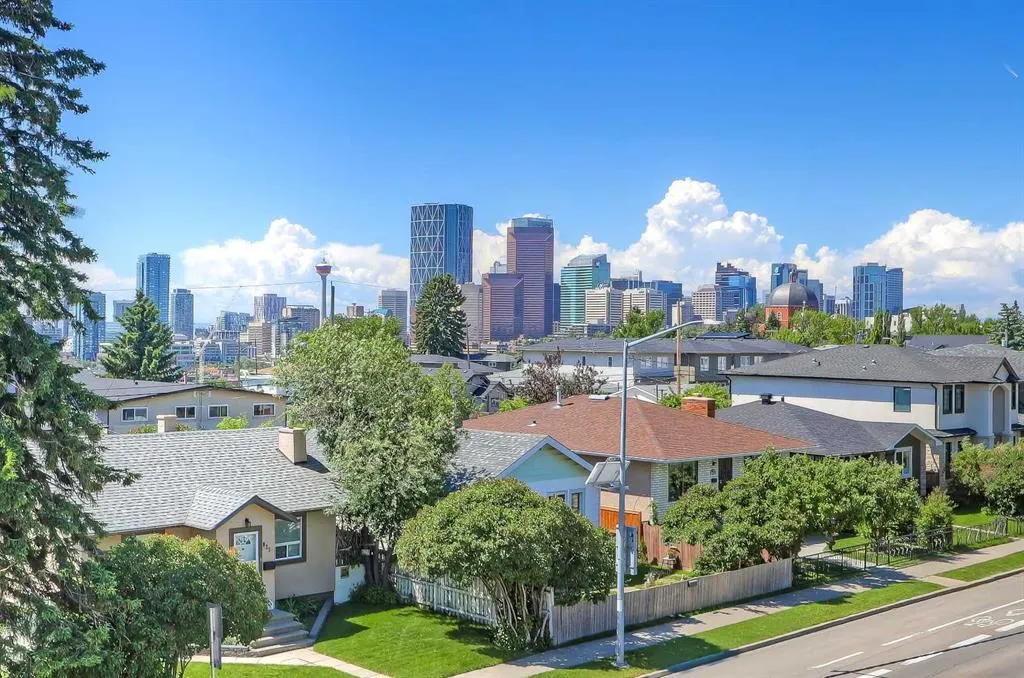 828 8 Avenue NE #8