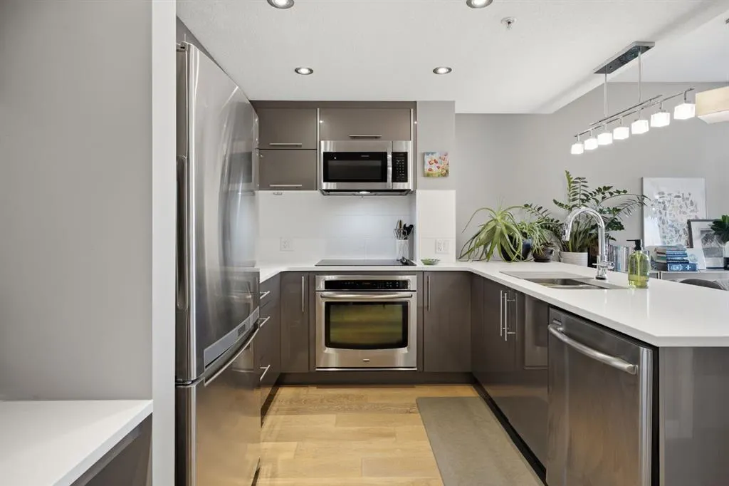 1110 3 Avenue NW #303